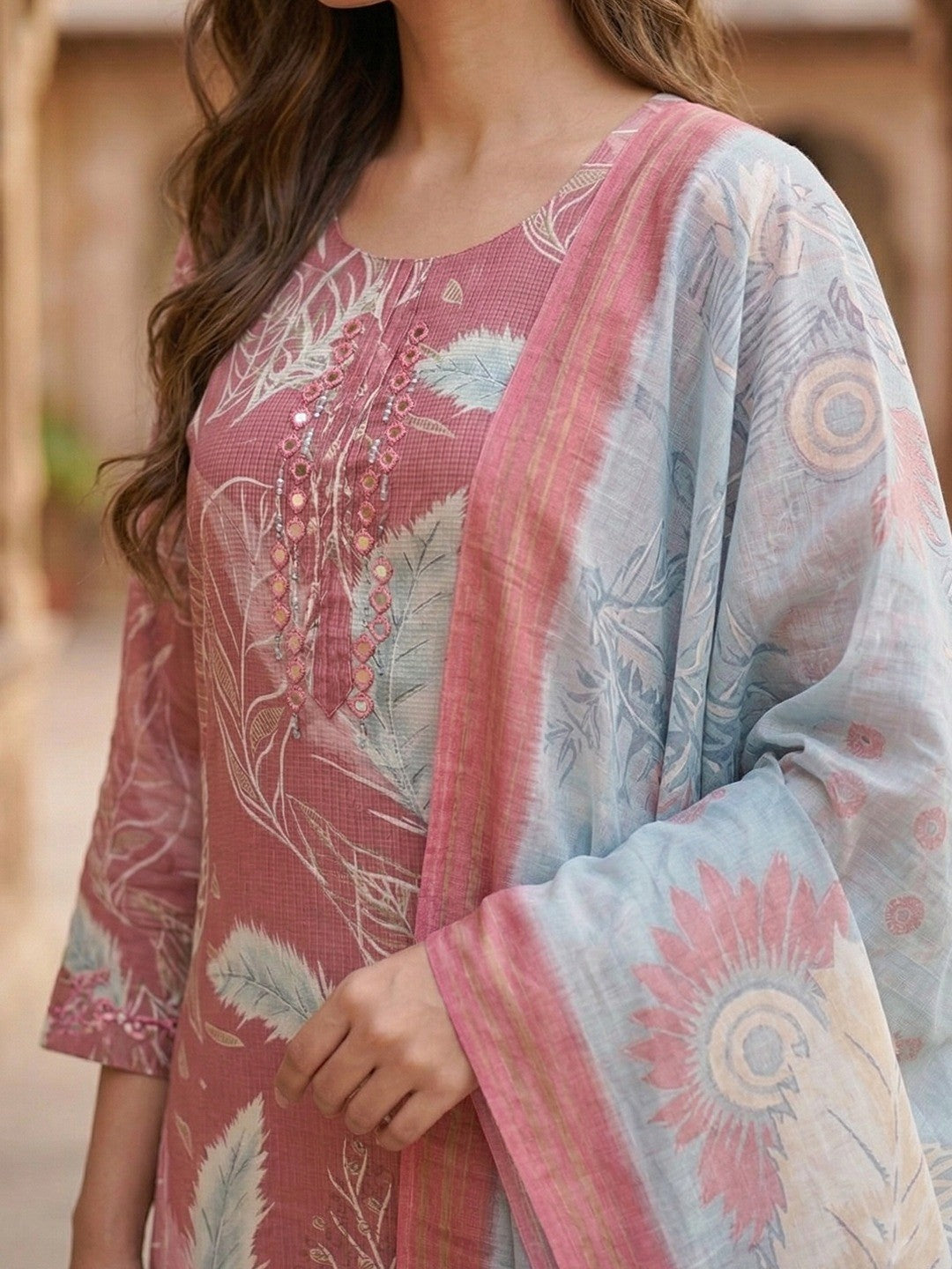 Trendy Pink Viscose Blend Salwar Suit Set with Printed Dupatta for Ethnic Wear - Image 4