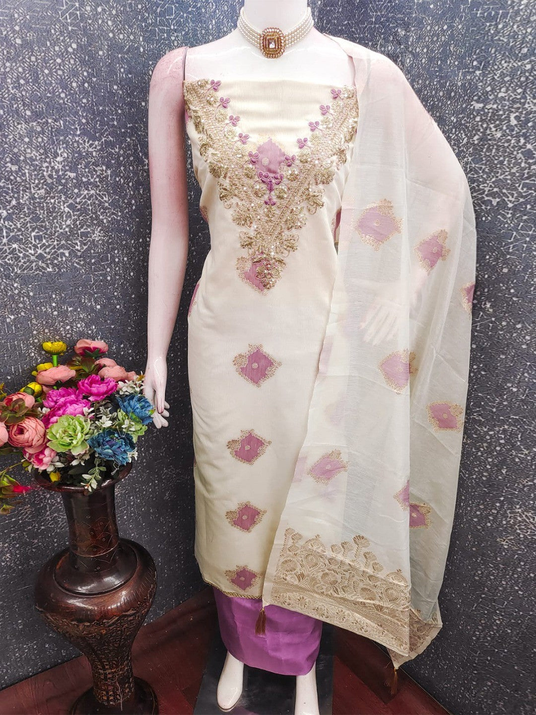 Graceful Cream & Lavender 'Floral Woven With Sequins Cording Embroidery Mulmul Cotton Dress Material - Image 4