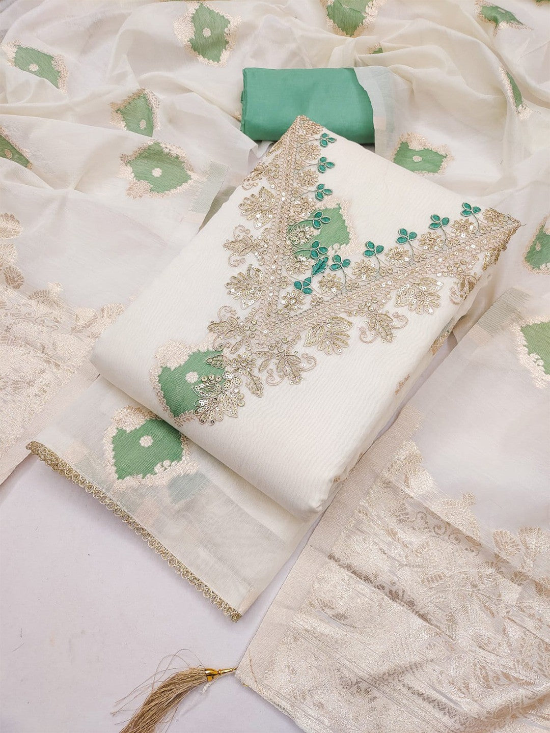 Graceful Cream & Green Floral Woven With Sequins Cording Embroidery Mulmul Cotton Dress Material - Image 4