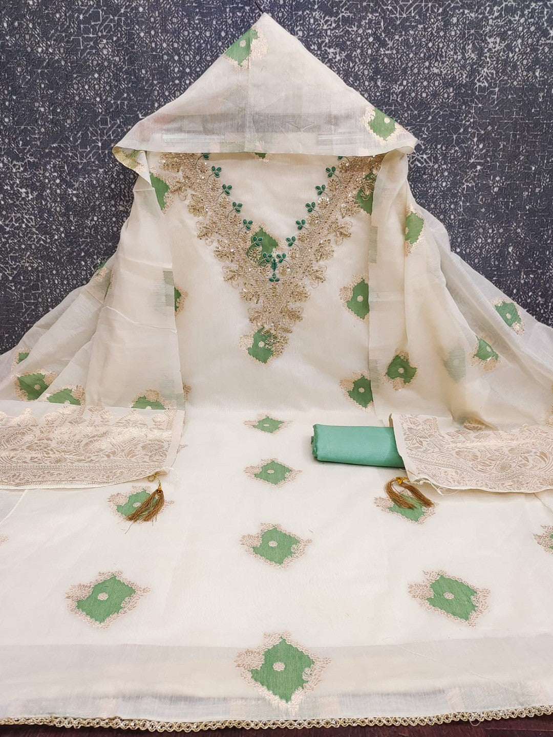 Graceful Cream & Green Floral Woven With Sequins Cording Embroidery Mulmul Cotton Dress Material - Image 3