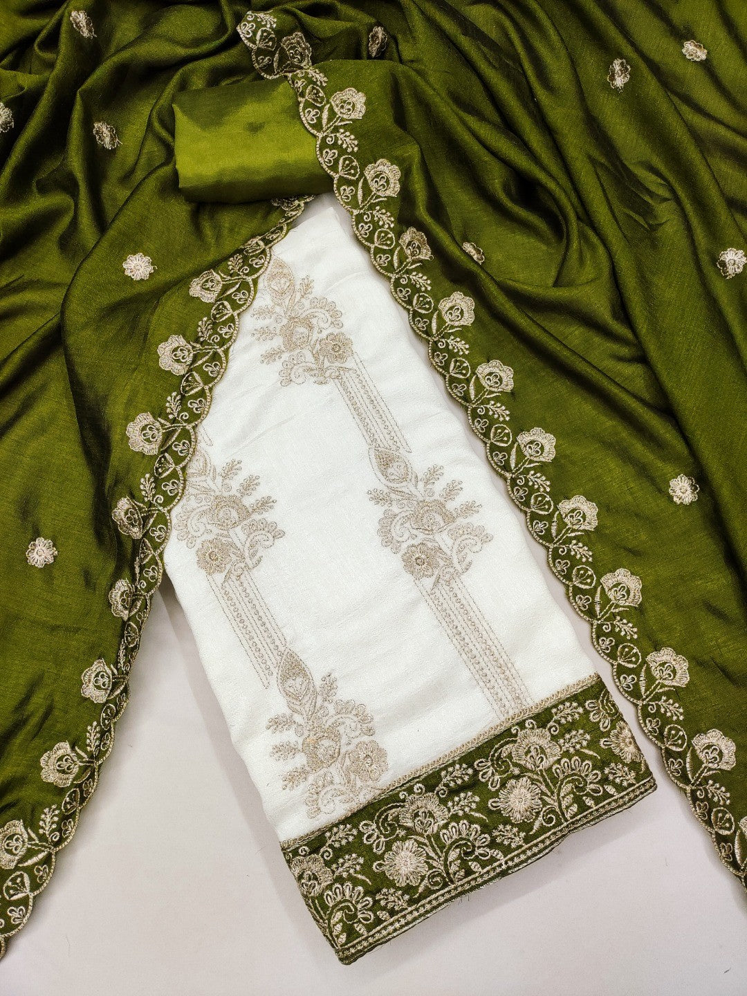 Elegant White Vichitra Silk Dress Material with Embroidery & Green Dupatta - Image 3