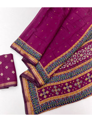 Stunning Wine Color Viscose Saree with Patola Print Border & Elegant Look - Image 2