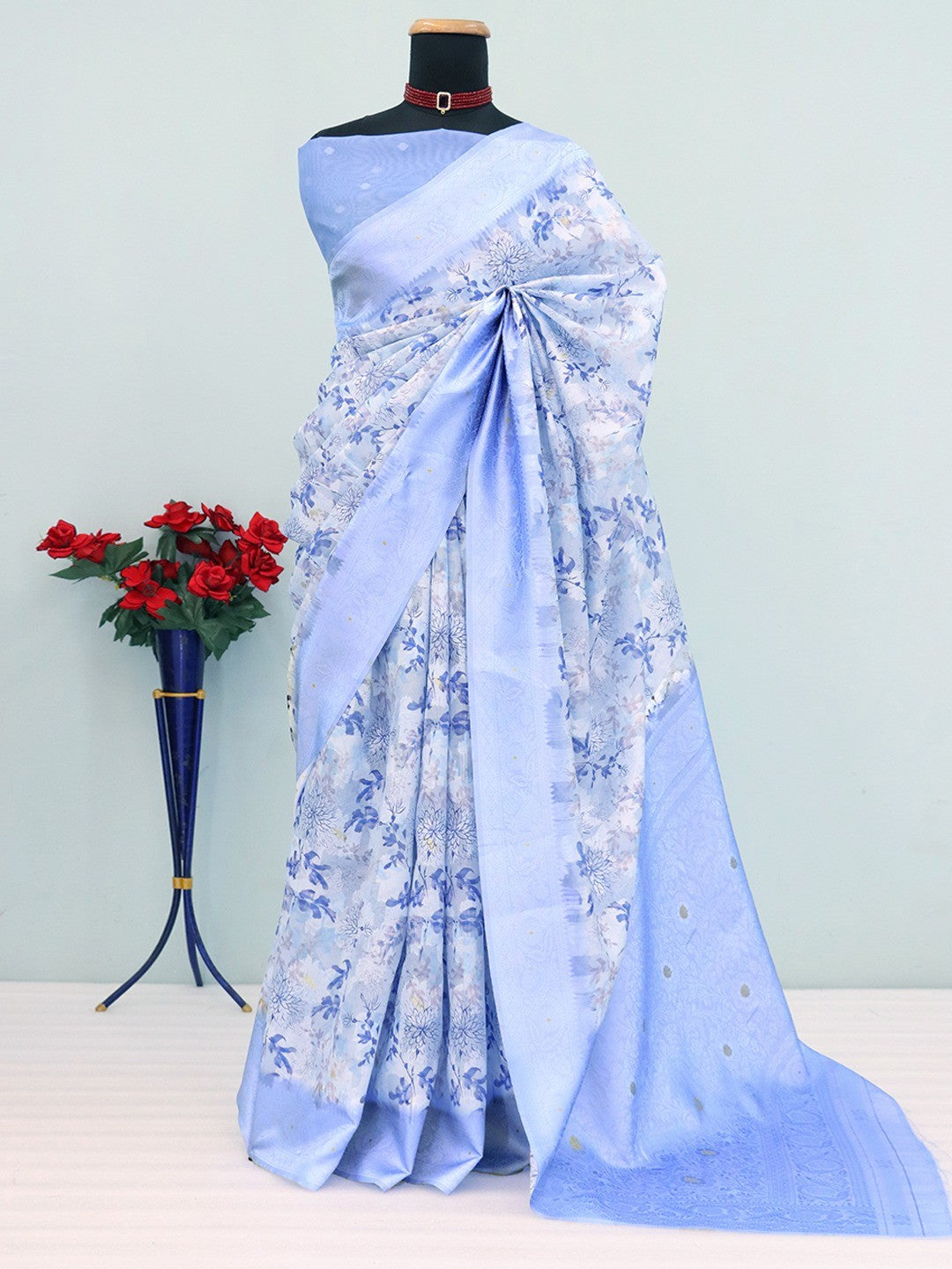 Sky Blue Floral Digital Printed Silk Blend Lucknowi Saree With Jacquard Woven Border & Pallu - Image 4