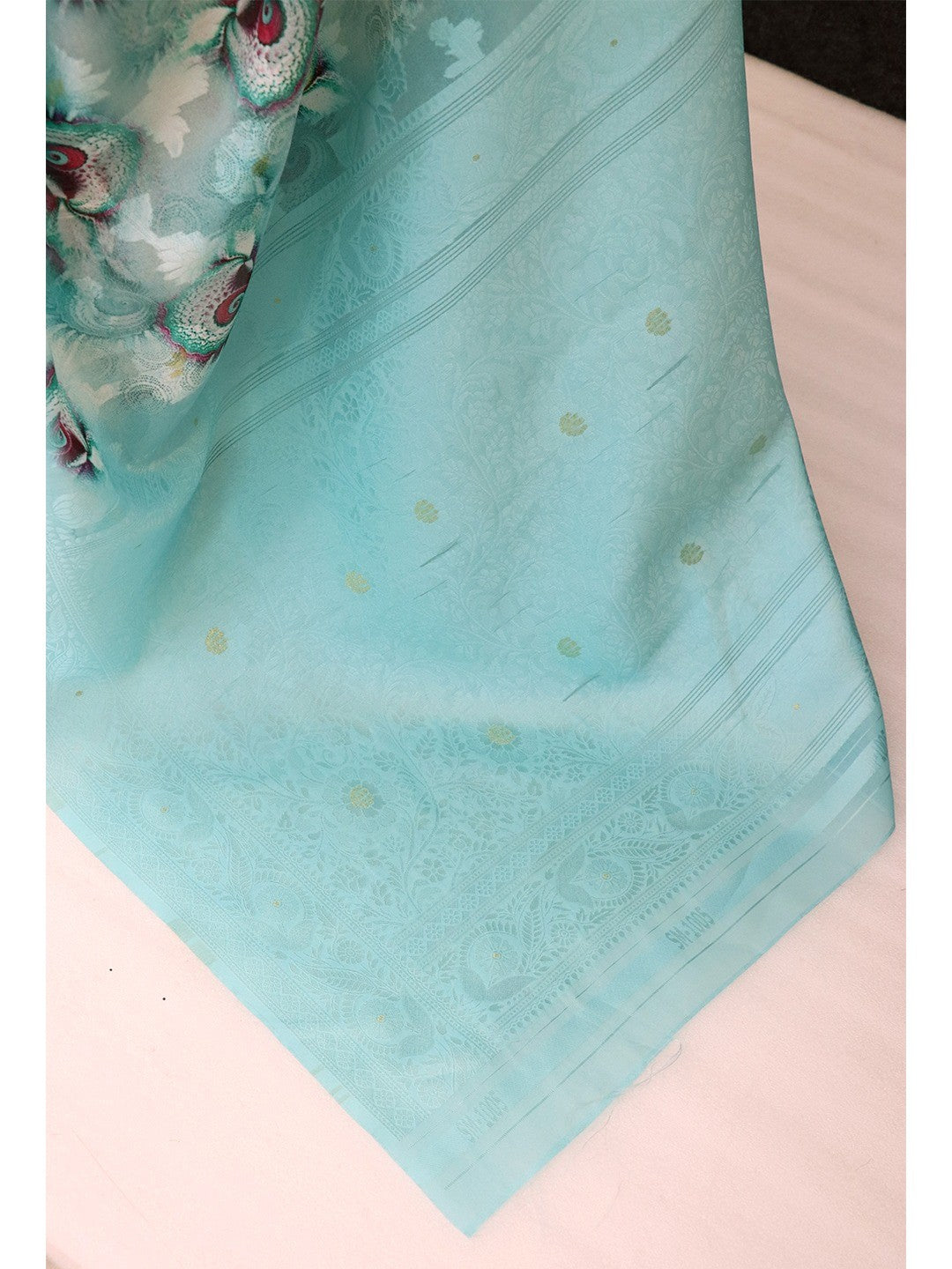 Turquoise Floral Digital Printed Silk Blend Lucknowi Saree With Jacquard Woven Border & Pallu - Image 2