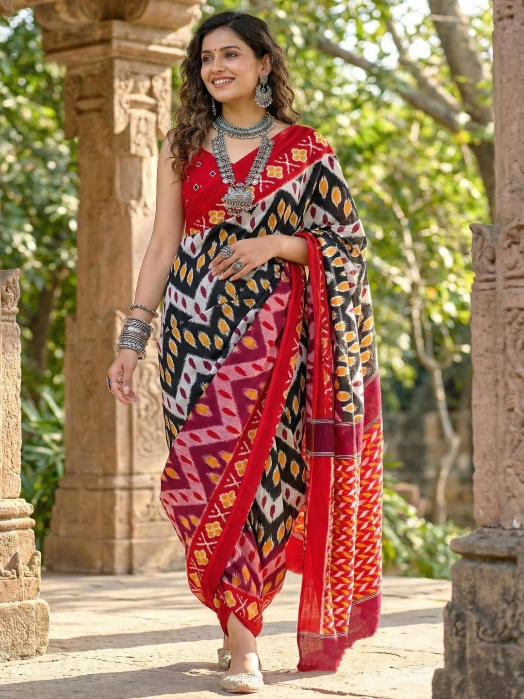 Elegant Red & Black Ikkat Print Mulmul Cotton Saree With Traditional Pattern Design - Image 1