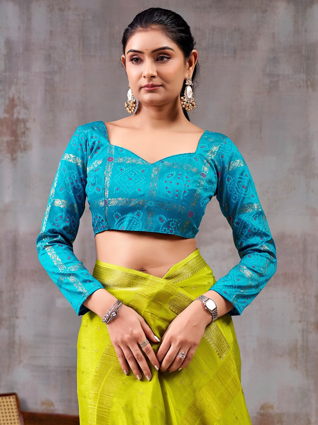 Classic Green And Blue Floral Weaving Jacquard Chinon Half & Half Saree With Timeless Charm - Image 5