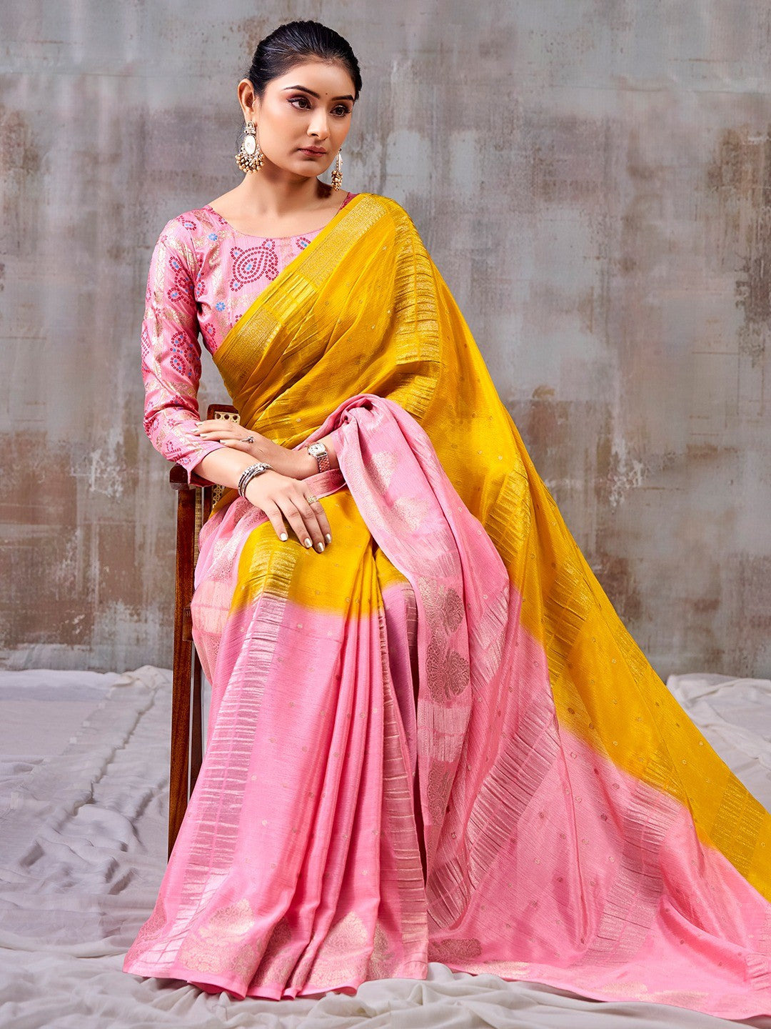 Classic Yellow And Pink Floral Weaving Jacquard Chinon Half & Half Saree With Timeless Charm - Image 4