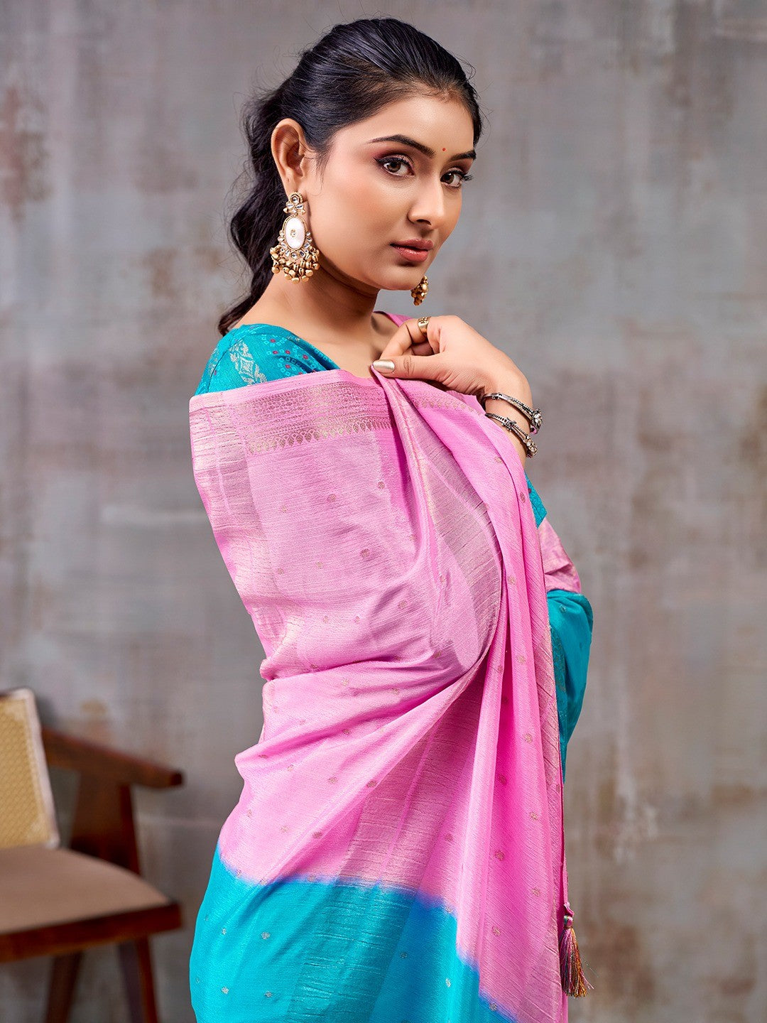 Classic Pink And Blue Floral Weaving Jacquard Chinon Half & Half Saree With Timeless Charm - Image 3