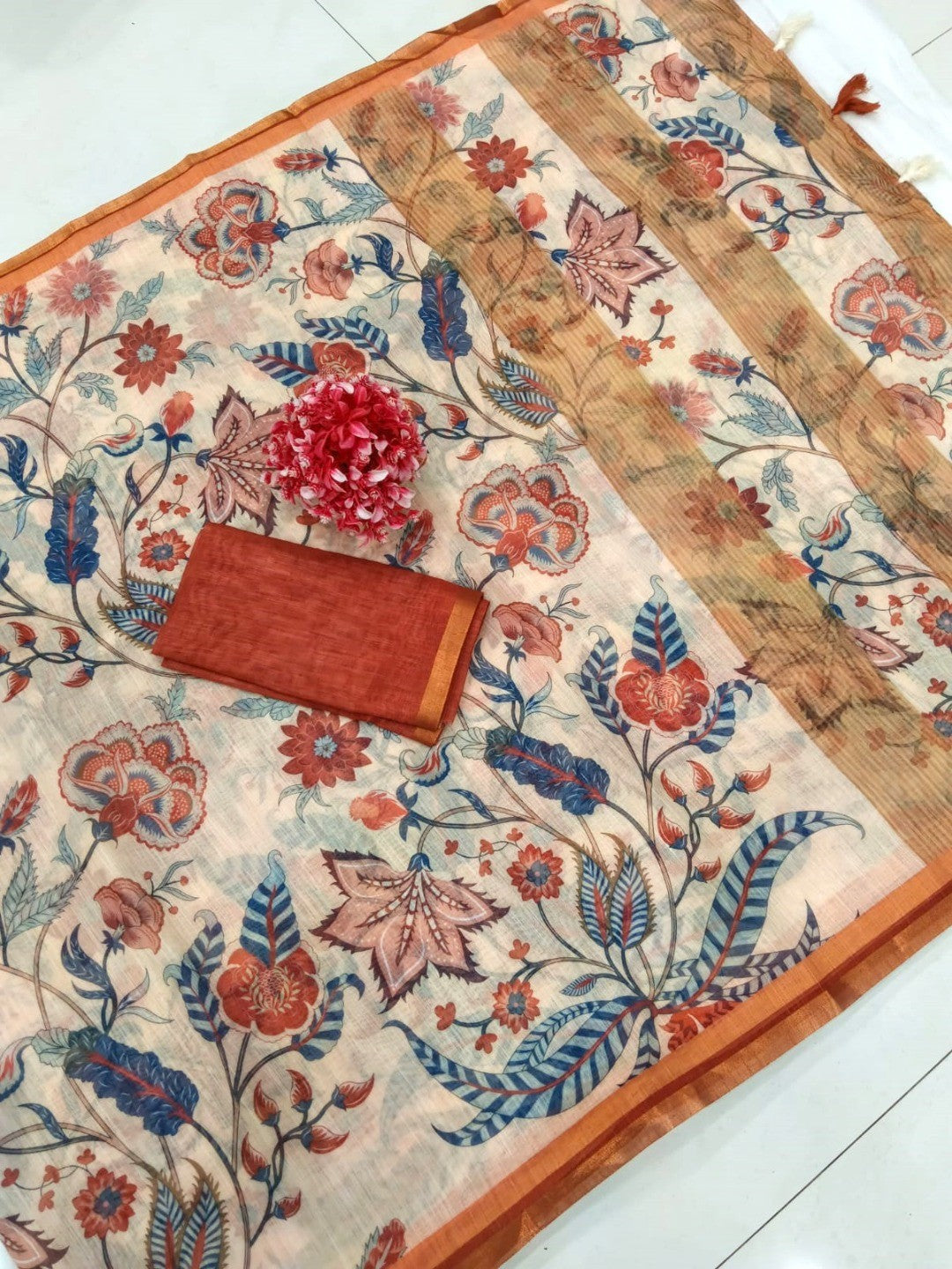 Elegant Beige Linen Floral Printed Saree with Contrast Border - Image 2