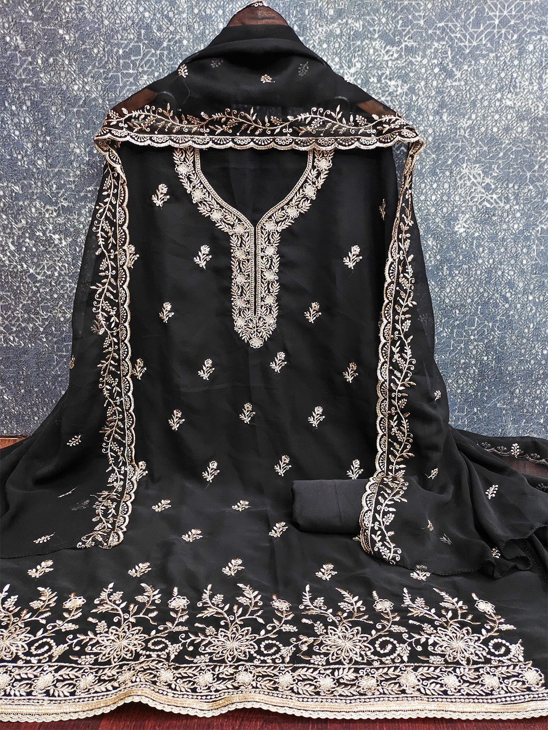 Luxe Black Floral Zari Embroidered Georgette Dress Material With Fine Artistry - Image 4
