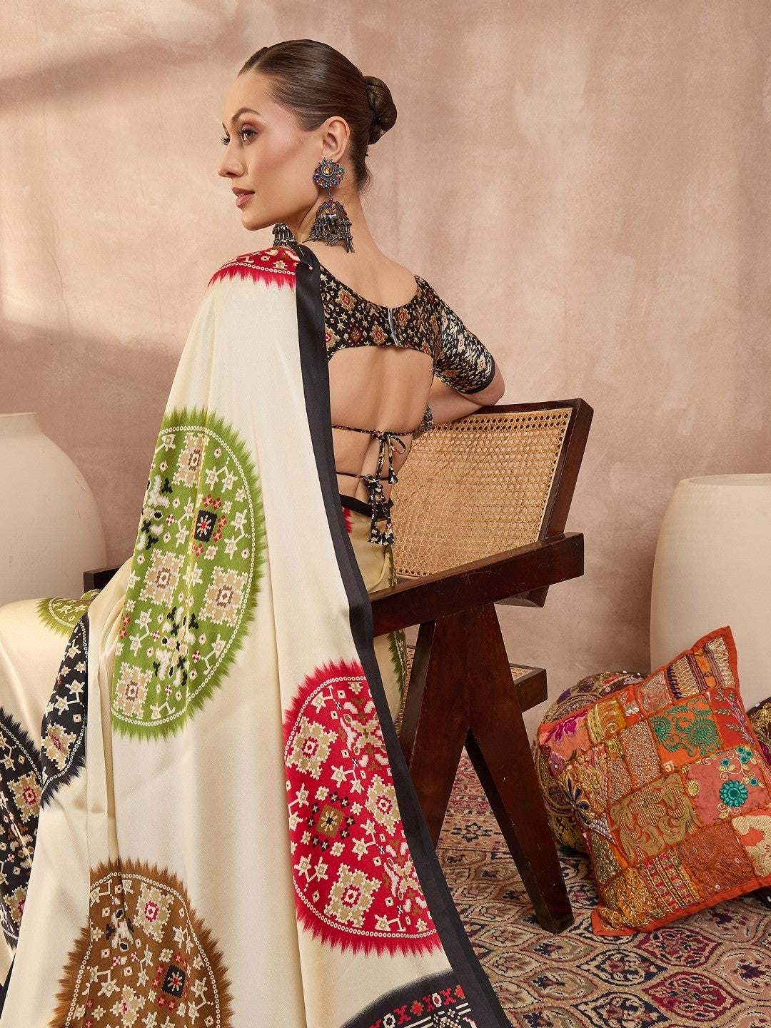 Graceful Black Satin Saree with Allover Print and Designer Blouse - Image 4