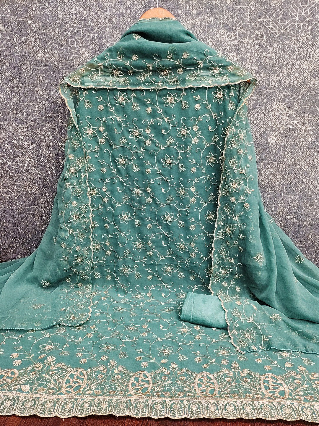 Elegant Dusty Turquoise Floral Zari Embroidered Georgette Dress Material With Graceful Finish - Image 4