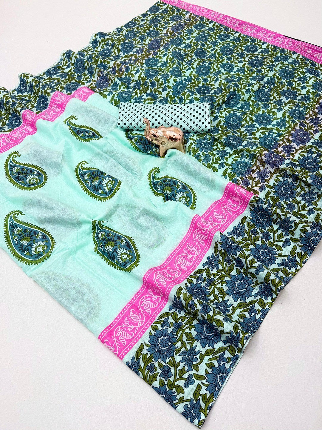 Graceful Turquoise & Blue Floral Printed Mulmul Cotton Saree With Paisley Motif - Image 2