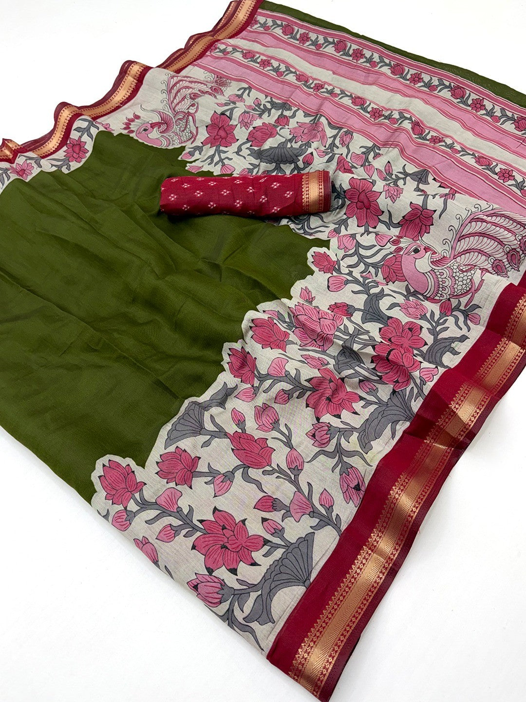 Elegant Green Mulmul Cotton Saree Adorned With Floral & Peacock Print Work Elegance - Image 2