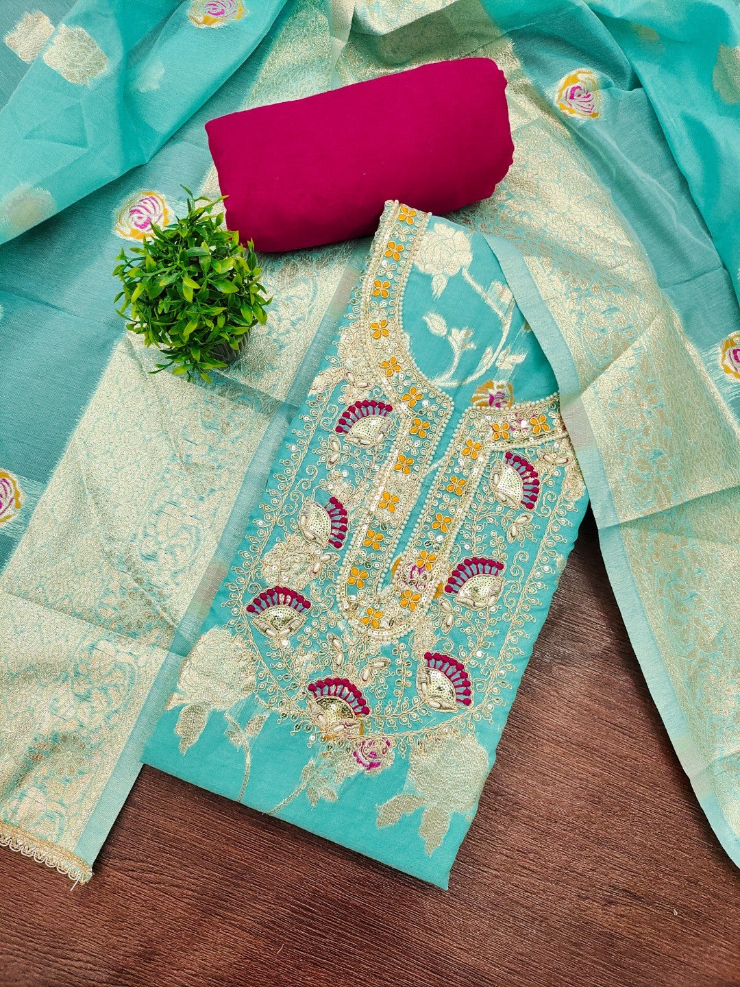 Turquoise Cotton Silk Fabric with Elegant Zari Floral Pattern Weaving - Image 3