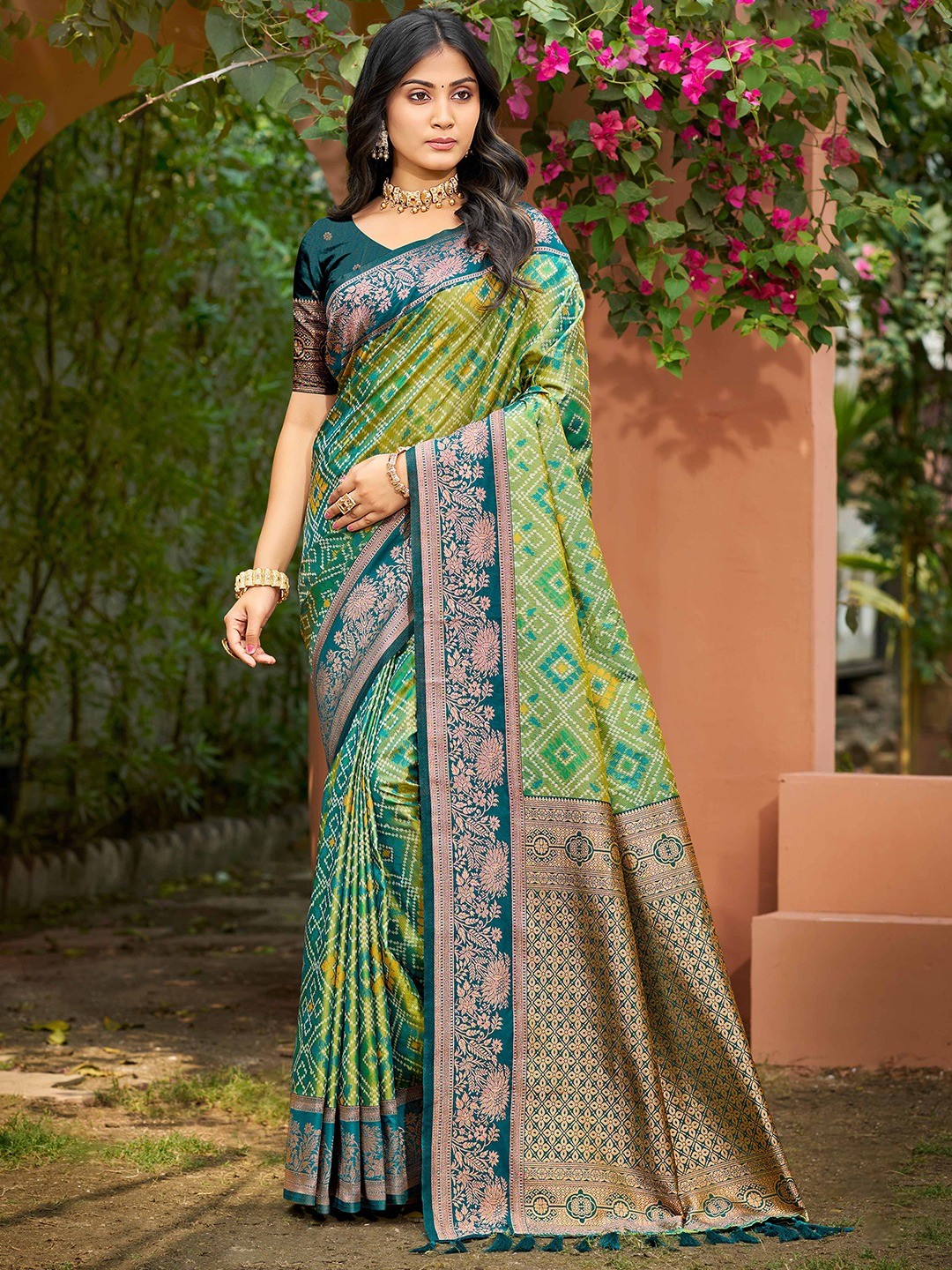 Timeless Teal Green Geometric & Floral Design Weaving Silk Blend Saree With Stylish Tassels Pallu - Image 1