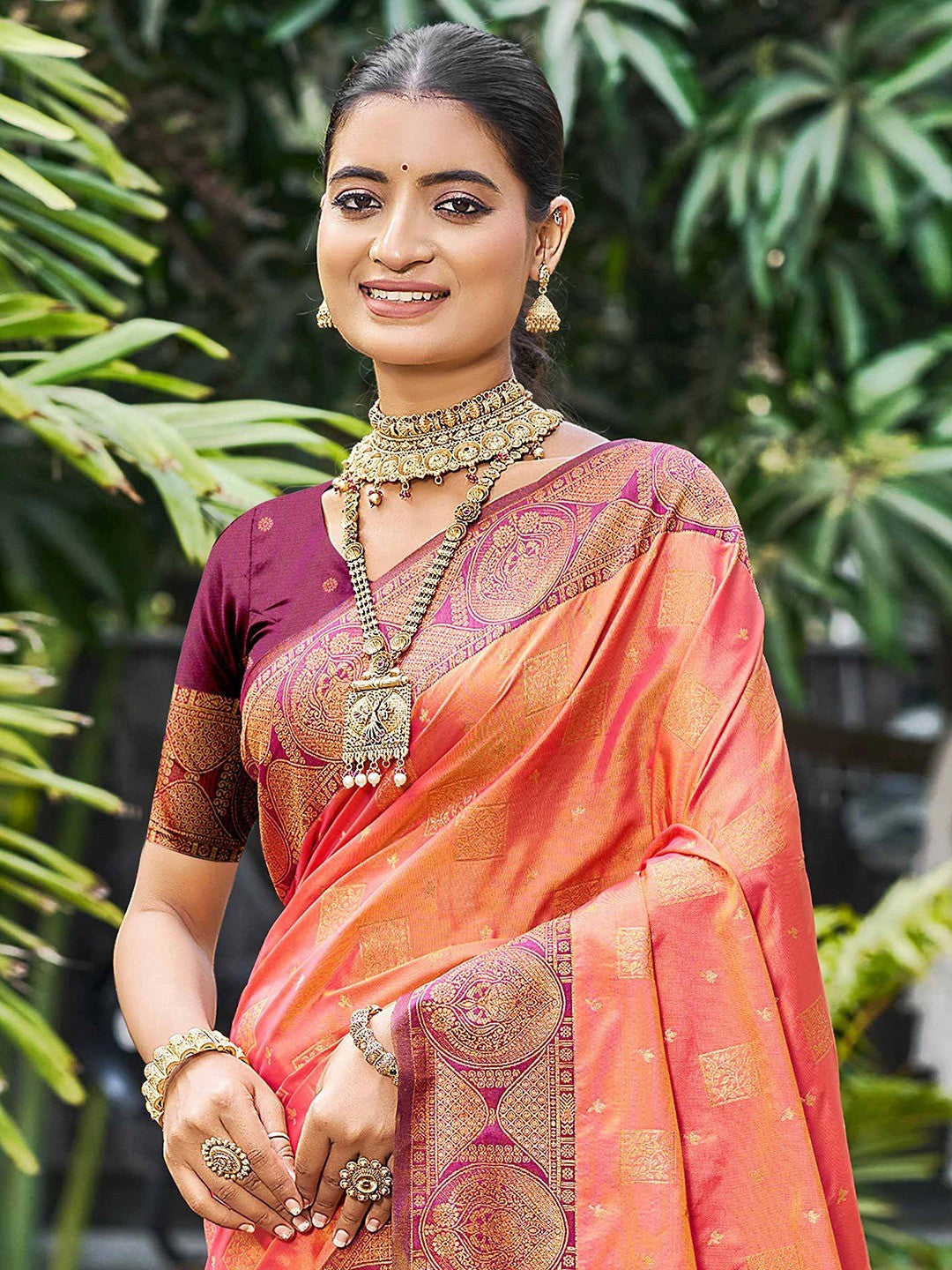 Timeless Peach Floral Zari Work Silk Blend Saree With Designer Tassels Pallu - Image 2