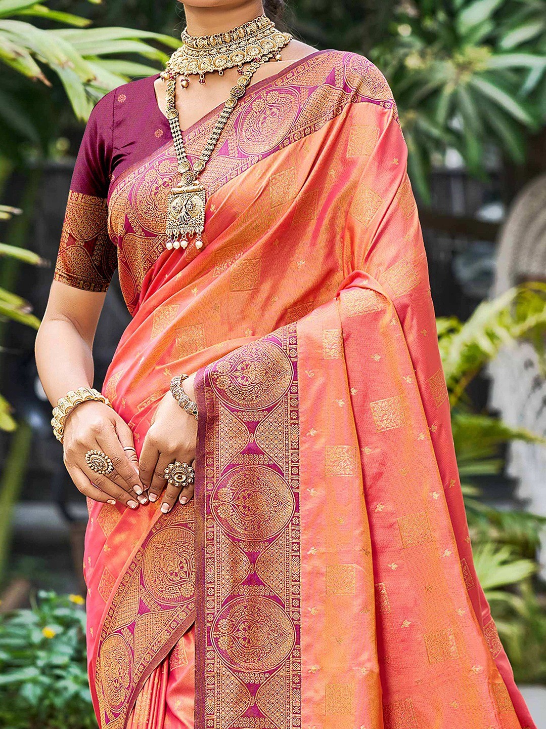 Timeless Peach Floral Zari Work Silk Blend Saree With Designer Tassels Pallu - Image 4