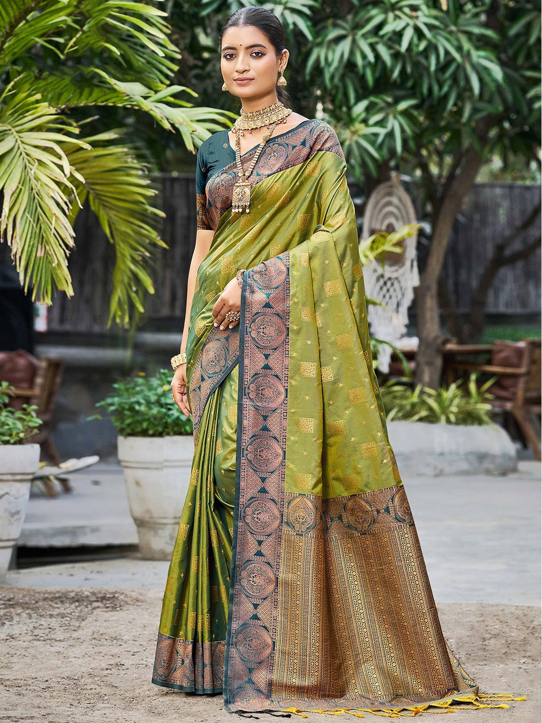Timeless Mehendi Green Floral Zari Work Silk Blend Saree With Designer Tassels Pallu - Image 1