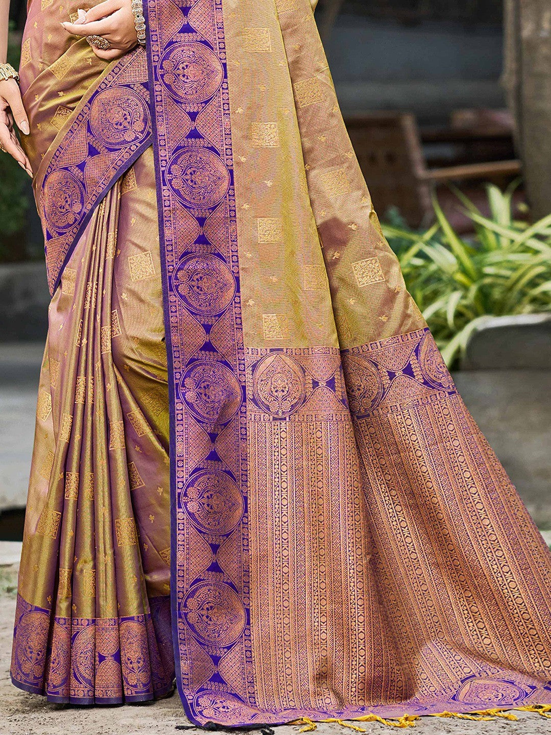 Timeless Dark Beige Floral Zari Work Silk Blend Saree With Designer Tassels Pallu - Image 2