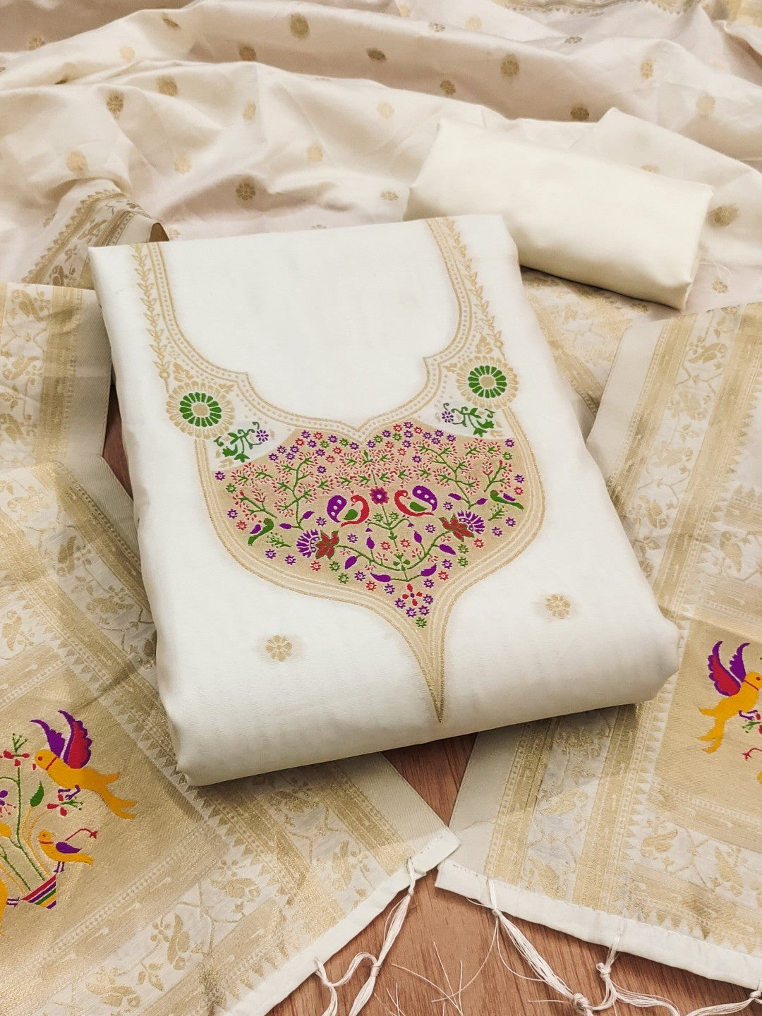 Elegant White Banarasi Silk Unstitched Dress Material with Dupatta - Image 5