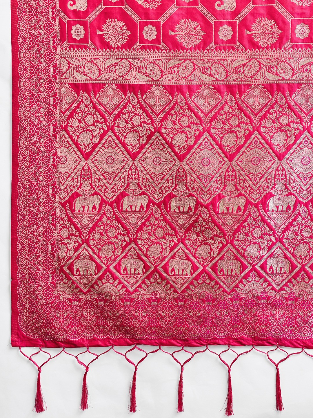 Graceful Rani Pink Floral & Elephant Motif Silk Blend Saree With Zari Weaving & Tassels Pallu - Image 6