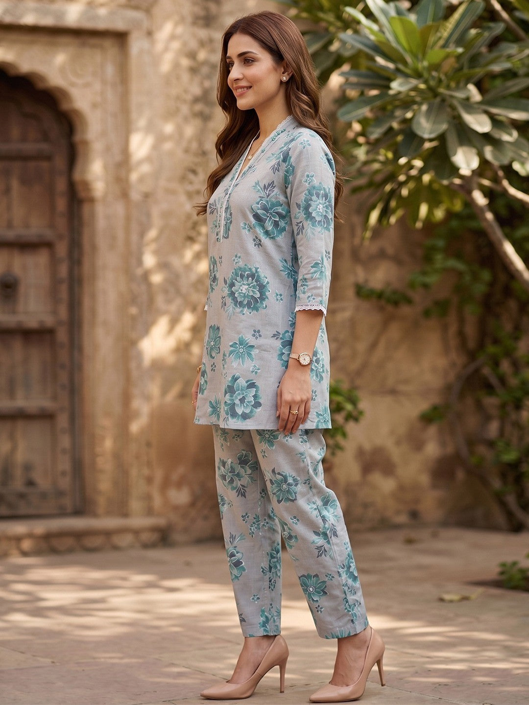 Green Floral Print Linen Two Piece Set with Modern Patterns and Soft Feel - Image 4