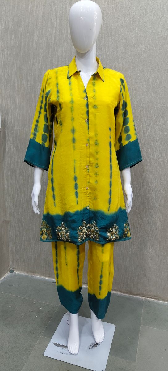 Peachmode Yellow Muslin Tie-Dye Embroidered Top Bottom Set - Image 1