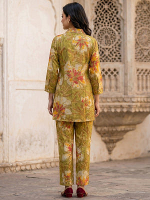 Green Floral Printed Rayon Top Bottom Set Stylish Everyday Ethnic Wear - Image 2
