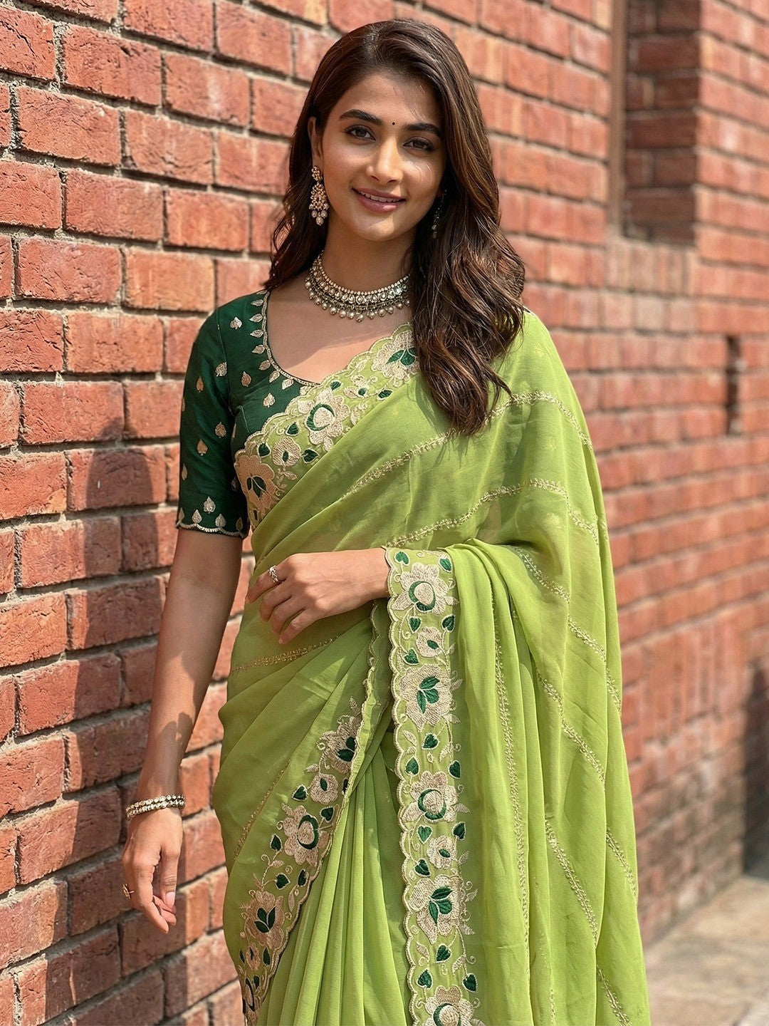 Sophisticated Green Striped Pattern Georgette Saree With Floral Thread Embroidered Border - Image 2