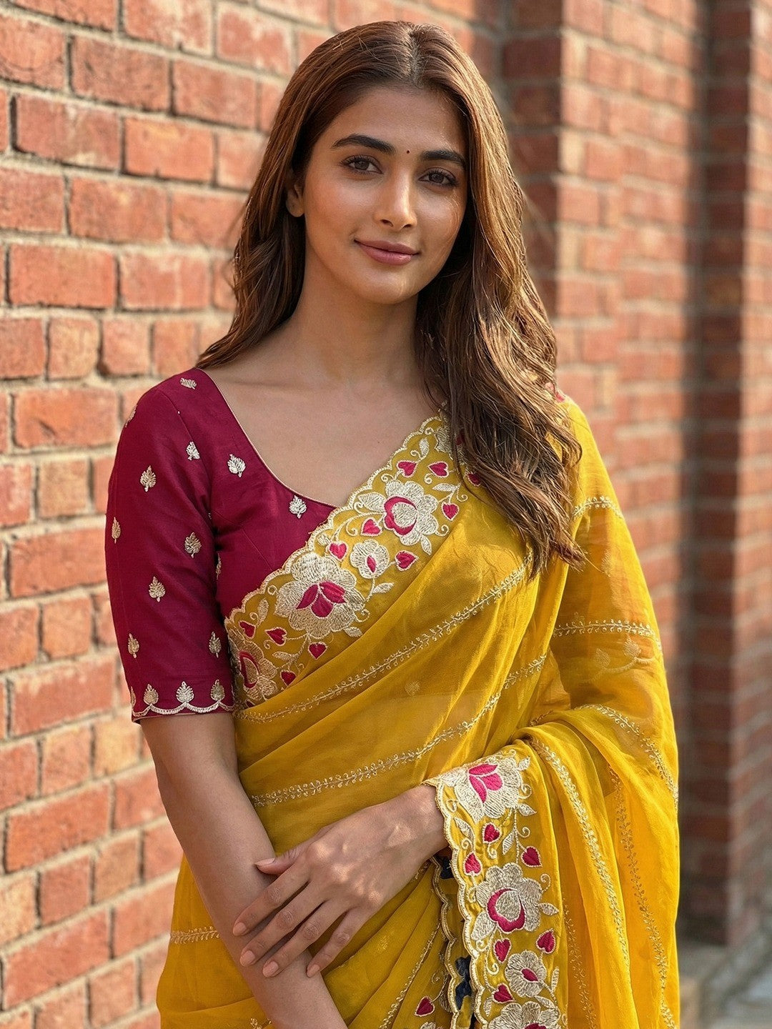 Sophisticated Yellow Striped Pattern Georgette Saree With Floral Thread Embroidered Border - Image 3
