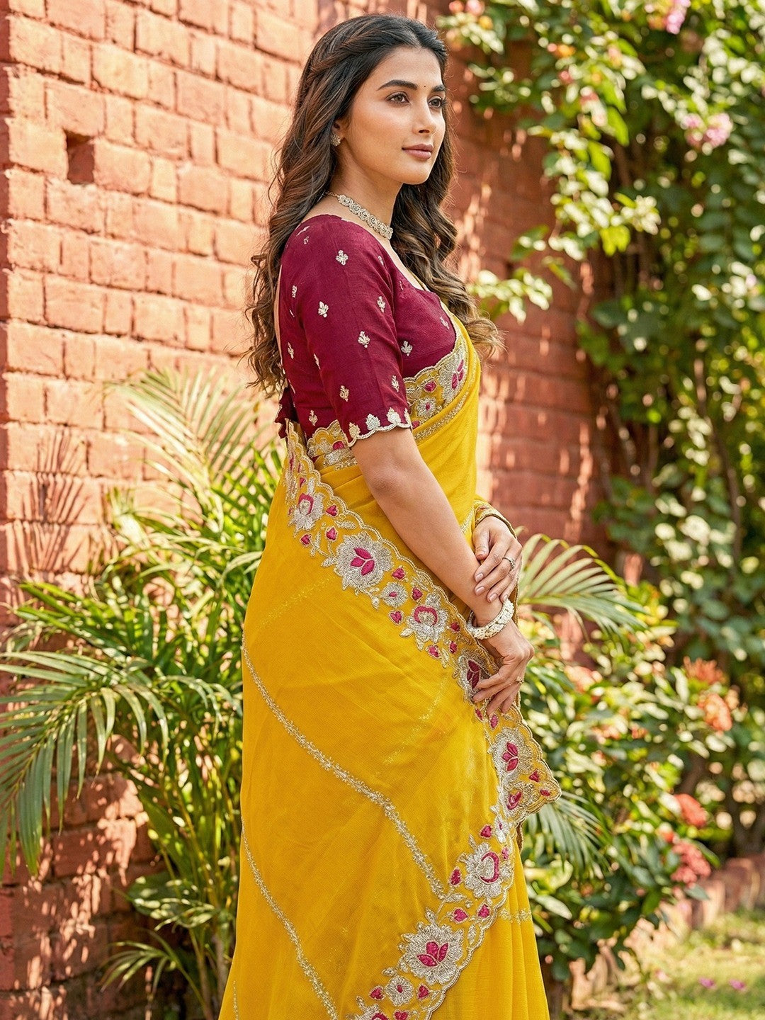 Sophisticated Yellow Striped Pattern Georgette Saree With Floral Thread Embroidered Border - Image 4
