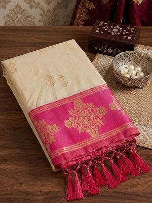 Elegant Cream Floral Motif Silk Blend Saree Featuring Intricate Zari Weaving With Tassel Pallu - Image 2