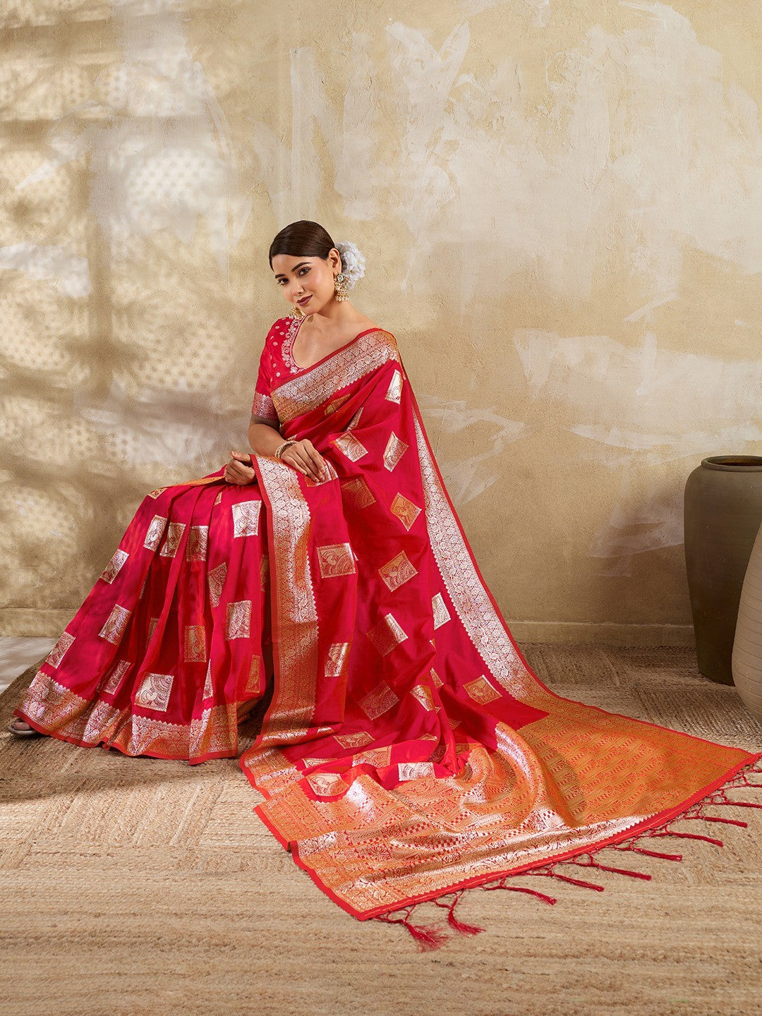 Designer Red Peacock & Floral Motif Silk Blend Saree Crafted With Elegant Zari Weaving Work - Image 7