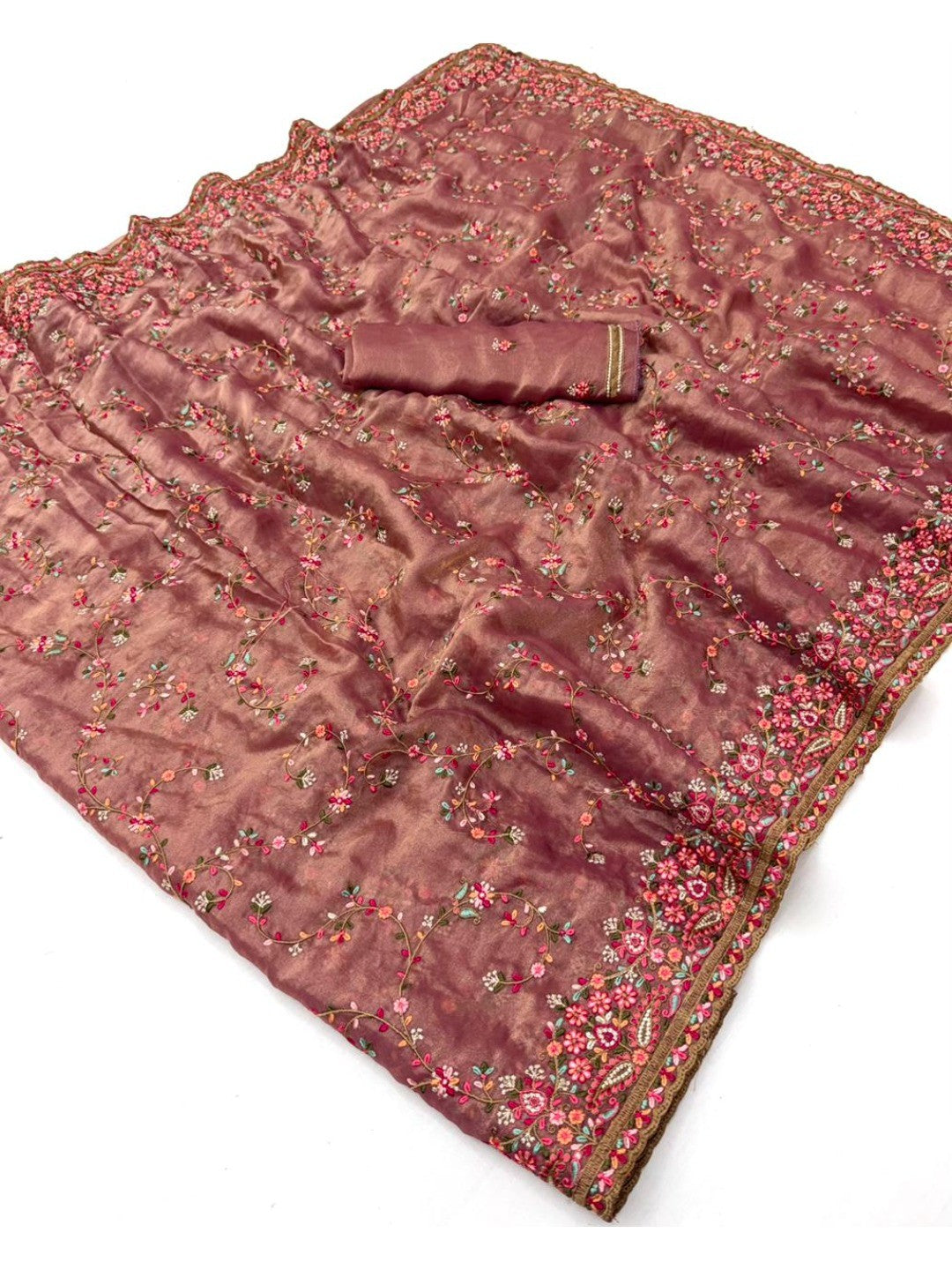 Elegant Pink Georgette Saree with Intricate Thread Work in Kashmiri Embroidery - Image 2