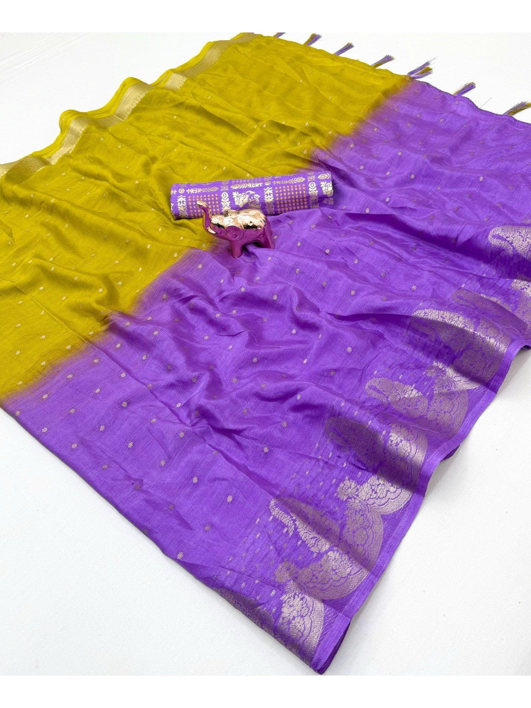 Chic Multicolor Chinon Saree with Zari Work Minimal Elegant Style - Image 3
