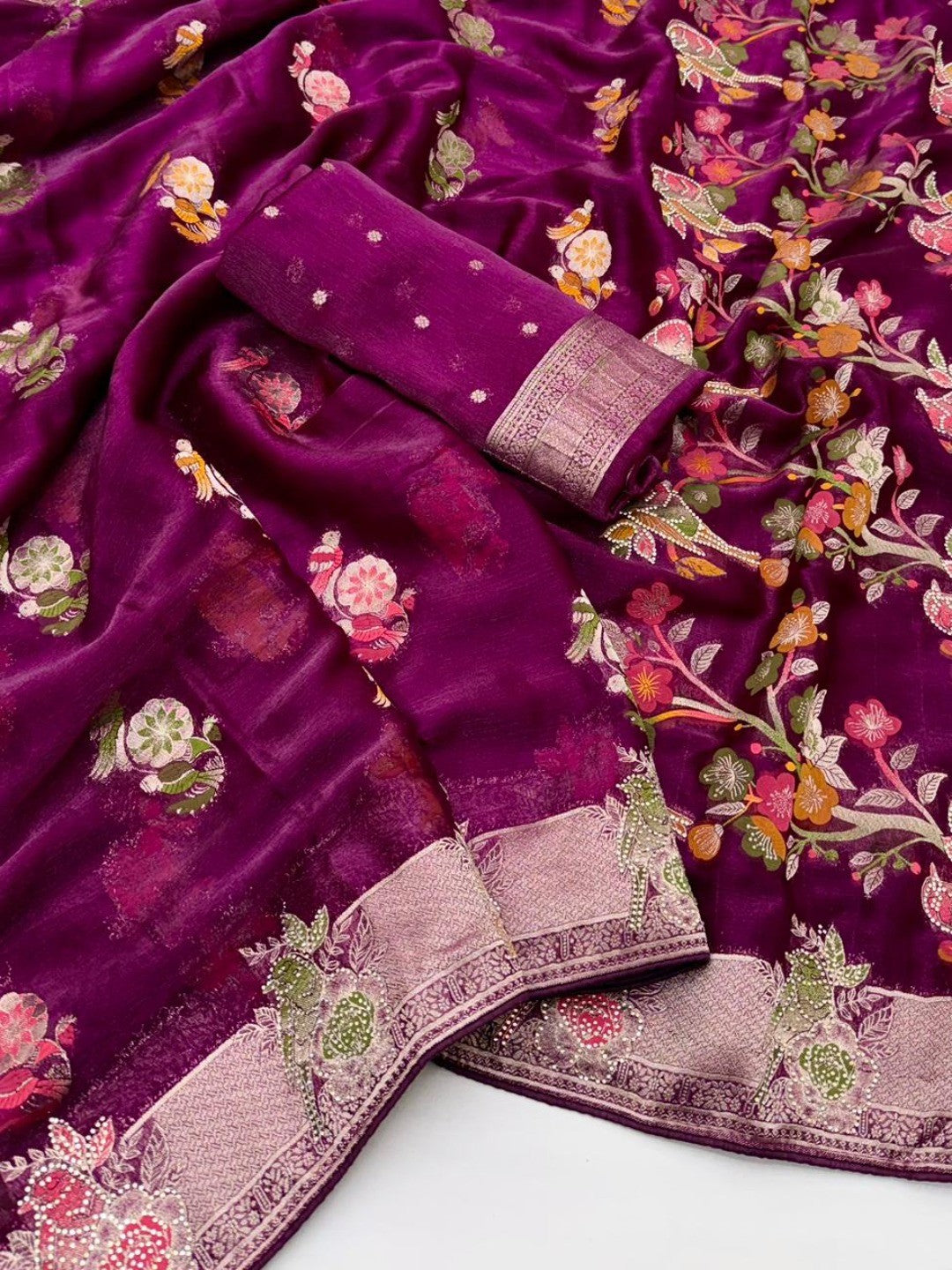 Elegant Magenta Chiffon Saree with Intricate Floral Thread Work - Image 3