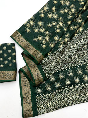 Elegant Green Dola Silk Saree with Digital Print and Zari Border - Image 2