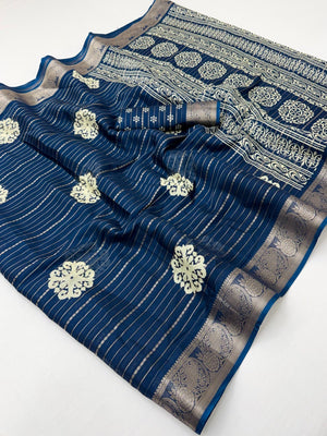 Teal Crepe Saree with Striped Pattern and Zari Jacquard Border - Image 2