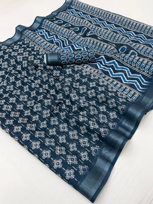 Blue Digital Printed Cotton Saree with Elegant Zari Border Everyday Ethnic Wear - Image 2