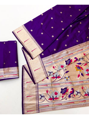 Traditional Violet Floral Zari Weaving Silk Paithani Saree With Intricate Designer Pallu - Image 2