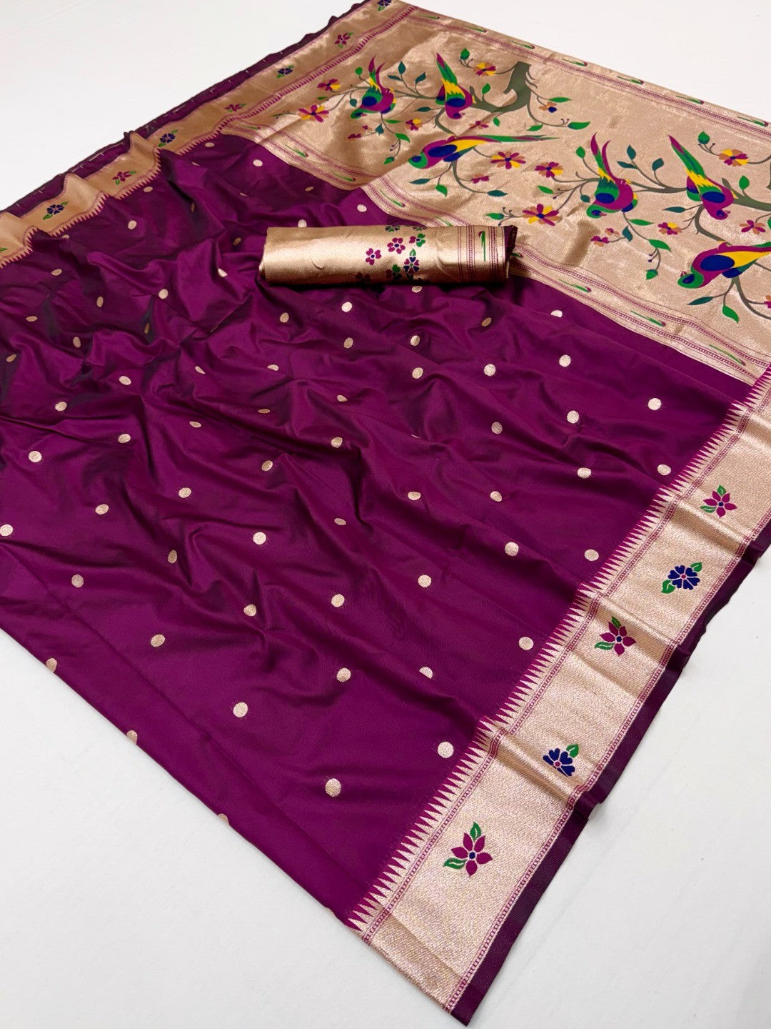 Classic Wine Zari Woven Banarasi Silk Paithani Saree With Floral Border & Parrot Motif Pallu - Image 3