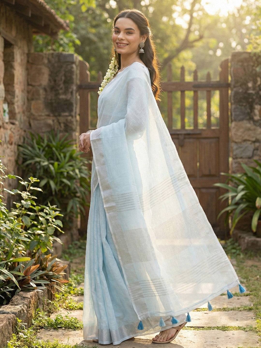 Pastle Blue Linen Saree with Subtle Zari Detailing Lightweight Occasion Wear - Image 4