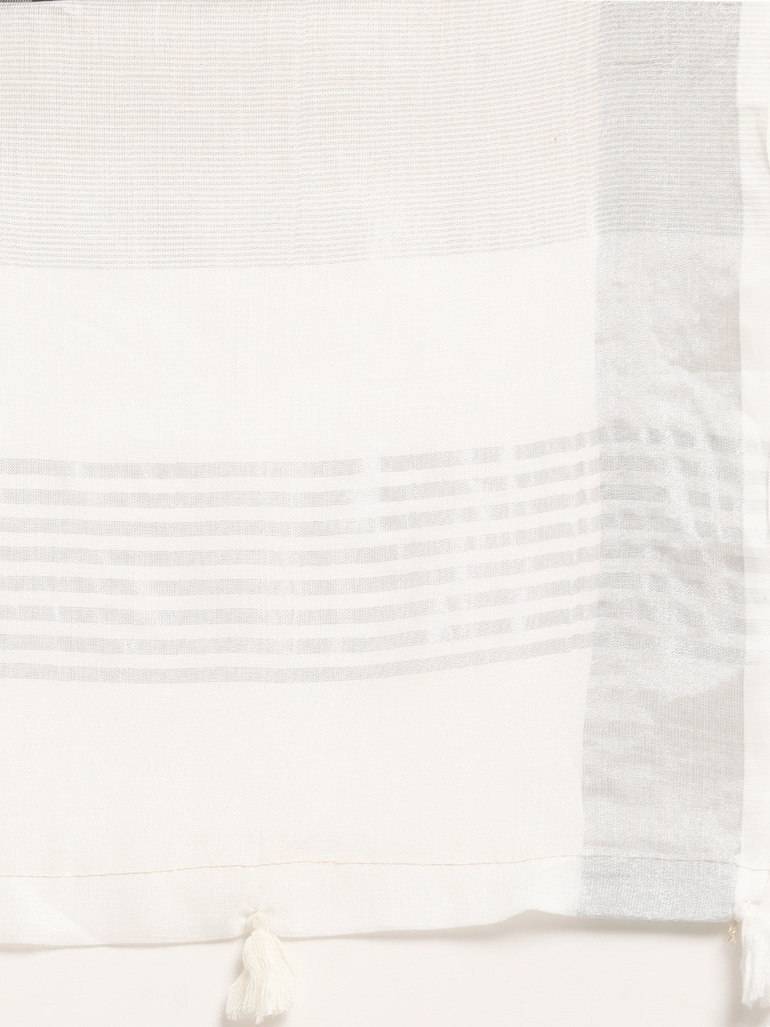 White Linen Saree with Subtle Zari Detailing Lightweight Occasion Wear - Image 4