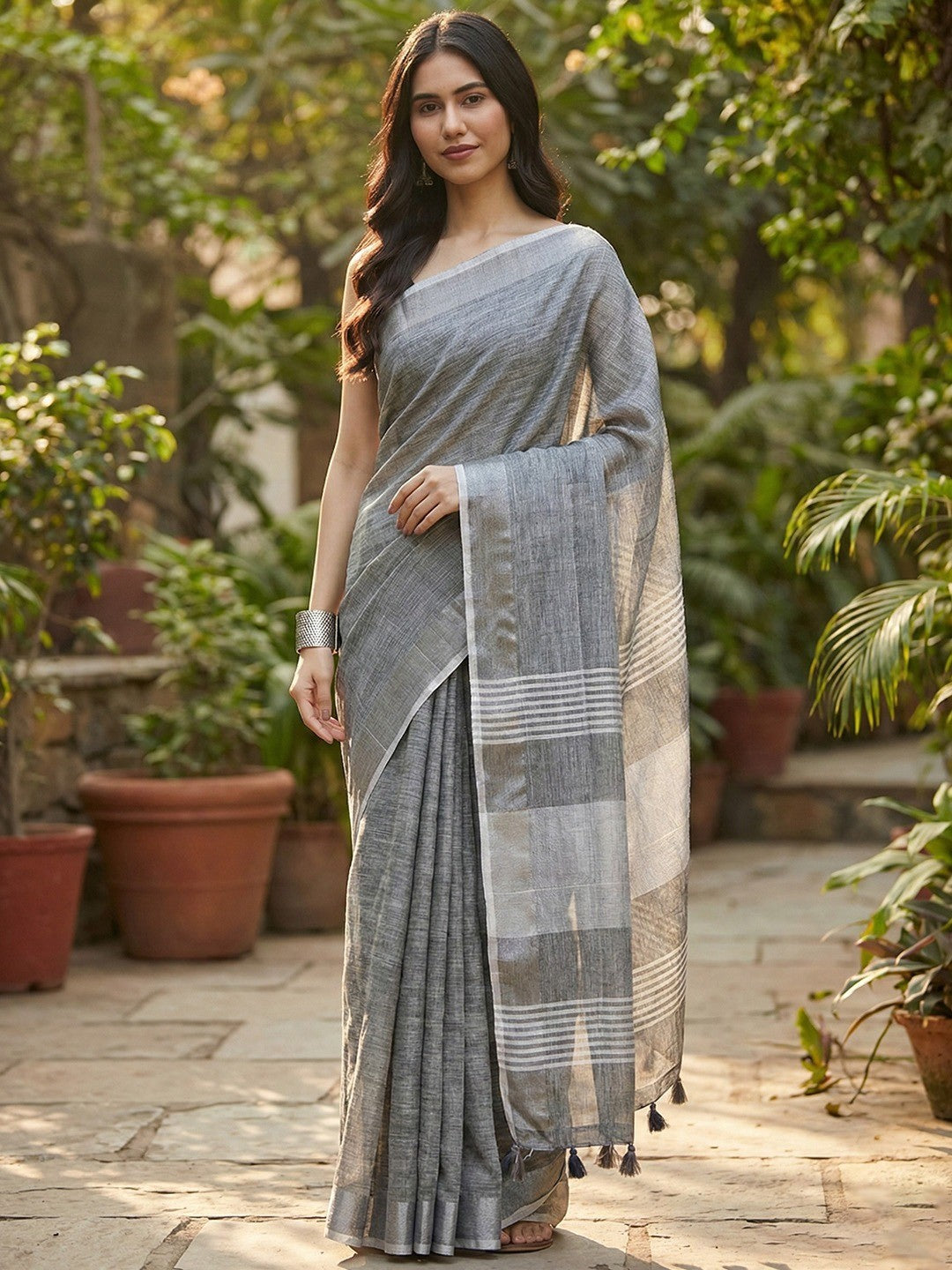 Grey Linen Saree with Subtle Zari Detailing Lightweight Occasion Wear - Image 1