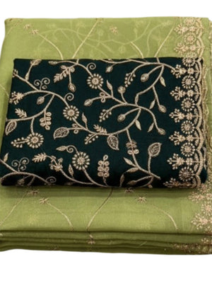 Sophisticated Green Georgette Saree Showcasing Sequins & Golden Thread Embroidery - Image 2