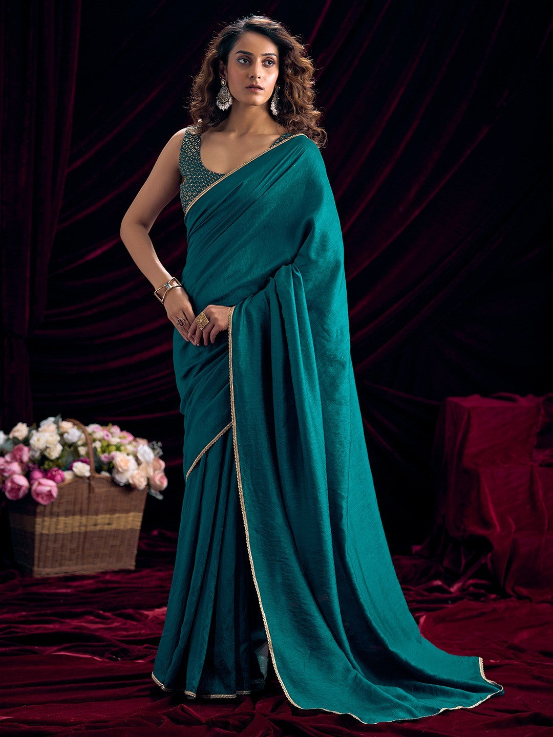 Stylish Teal Solid Art Silk Saree Featuring Lace Border With Embroidered Unstitched Blouse Piece - Image 1