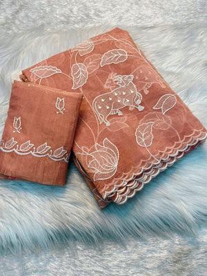 Premium Peach Silk Blend Saree Embellished With Floral & Animal Motif Thread Work - Image 2