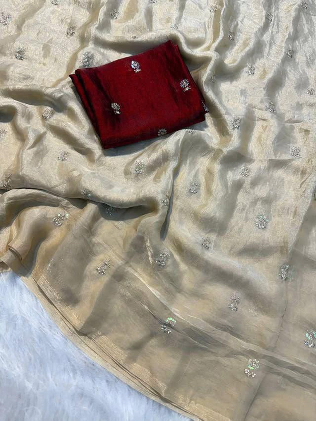 Elegant Cream Organza Satin Silk Saree Featuring Floral Butti Sequins Embroidery & Tassel Pallu - Image 4