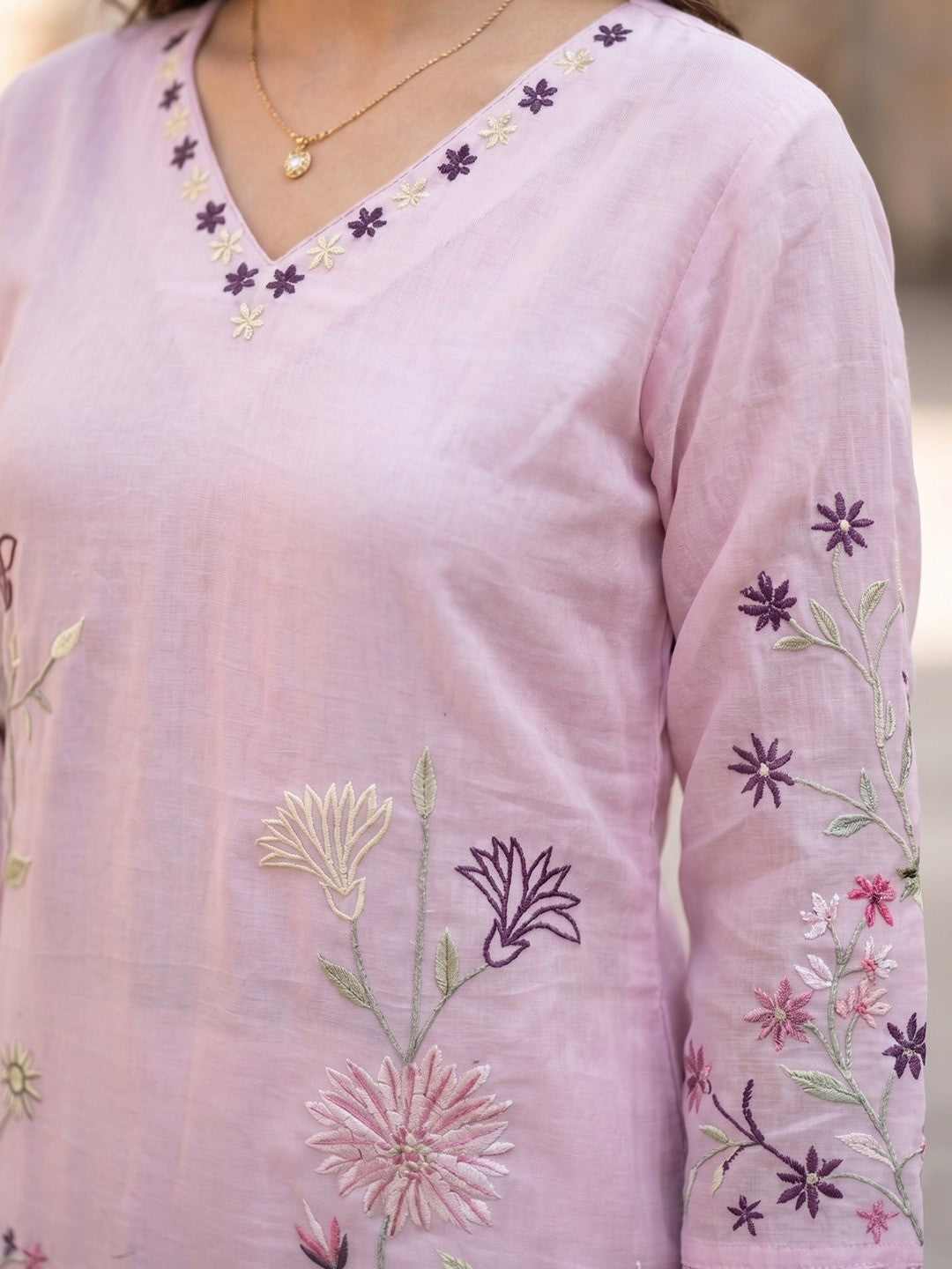 Blush Pink Mul Cotton Salwar Suit Set with Elegant Thread Work - Image 3